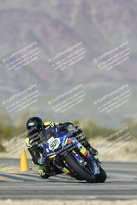 media/Jan-15-2026-Racers Edge (Thu) [[dfebeb70ab]]/2-A Group/Session 5 (Turn 5)/